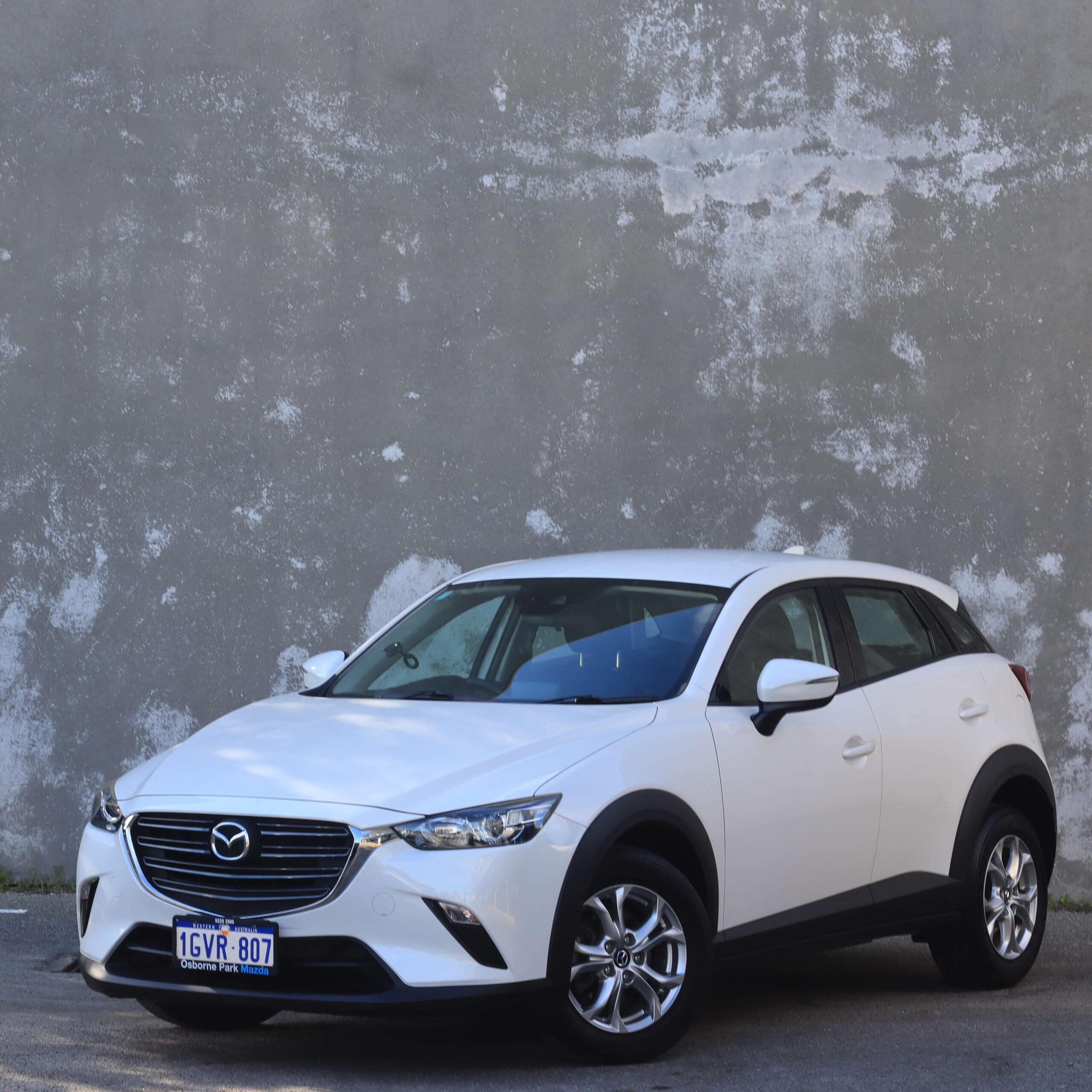 2019 Mazda CX-3 01 2019 Mazda CX-3 Maxx Sport FWD front three-quarter view